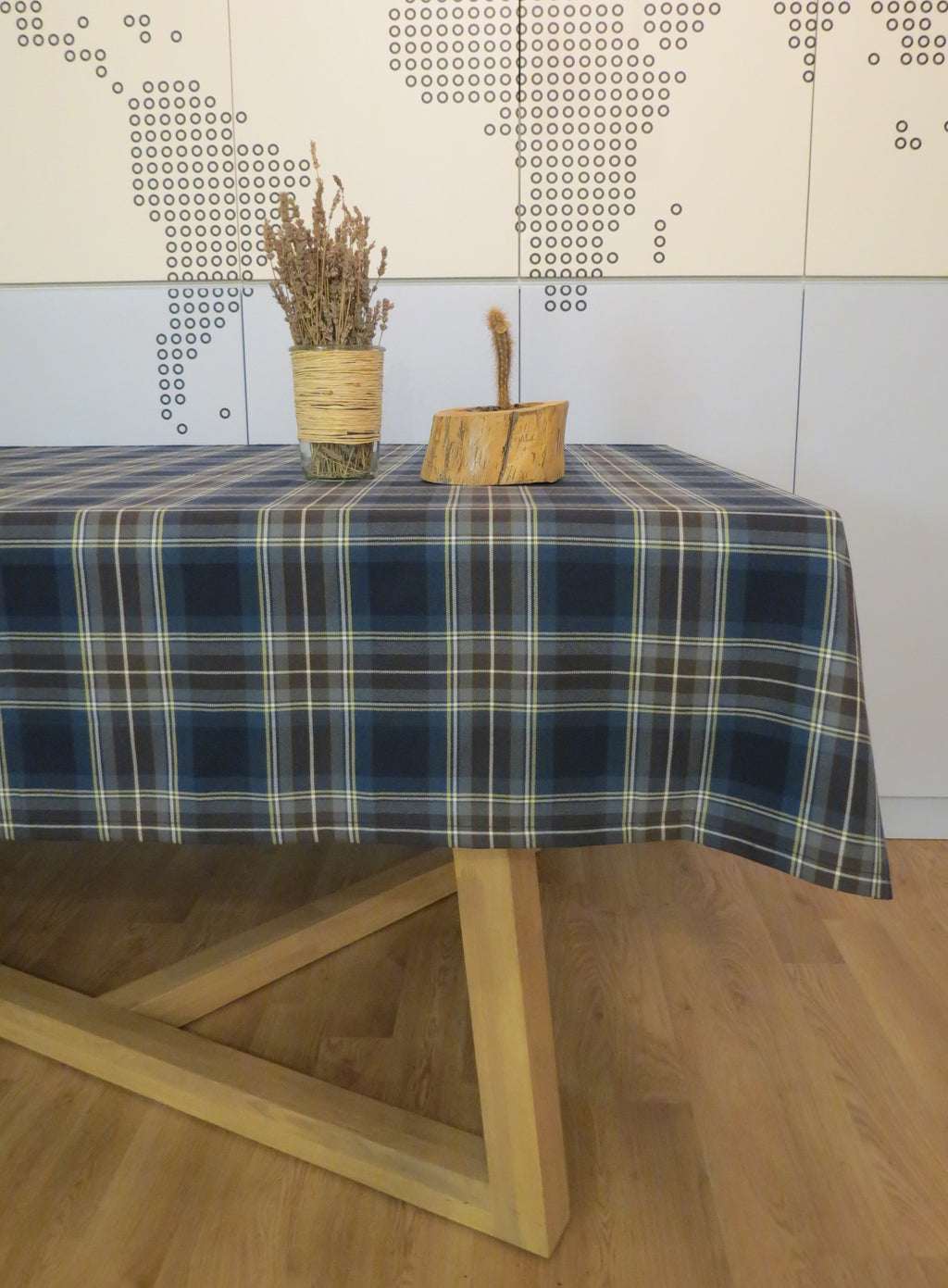 Holyrood Rectangle Tablecloth