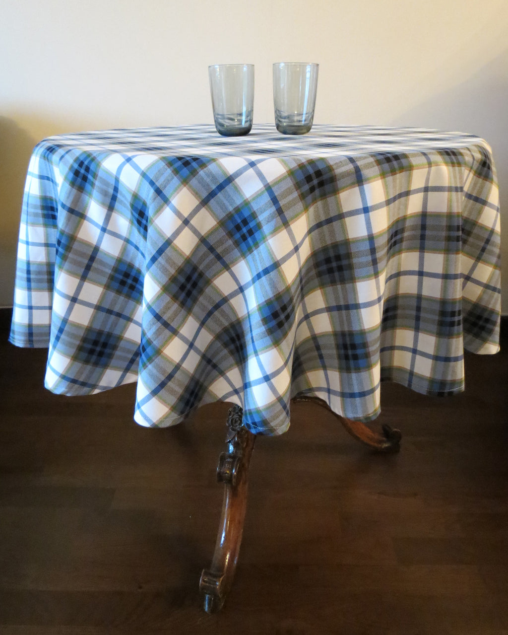 Mactavish o.d.d. Round Tablecloth