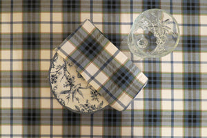 Mactavish o.d.d. Square Tablecloth