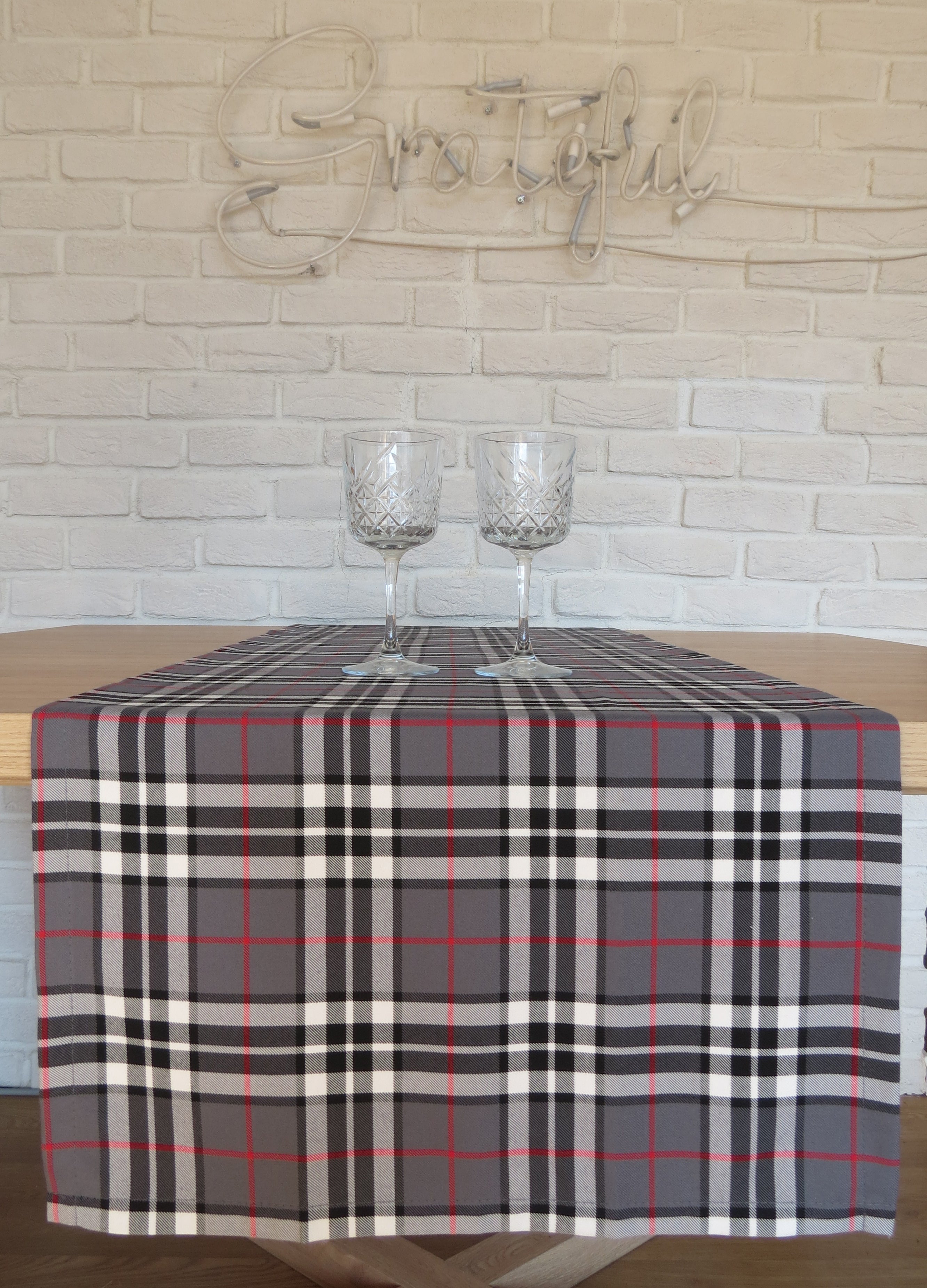 Thompson Grey Dress Table Runner (PACK OF 2)