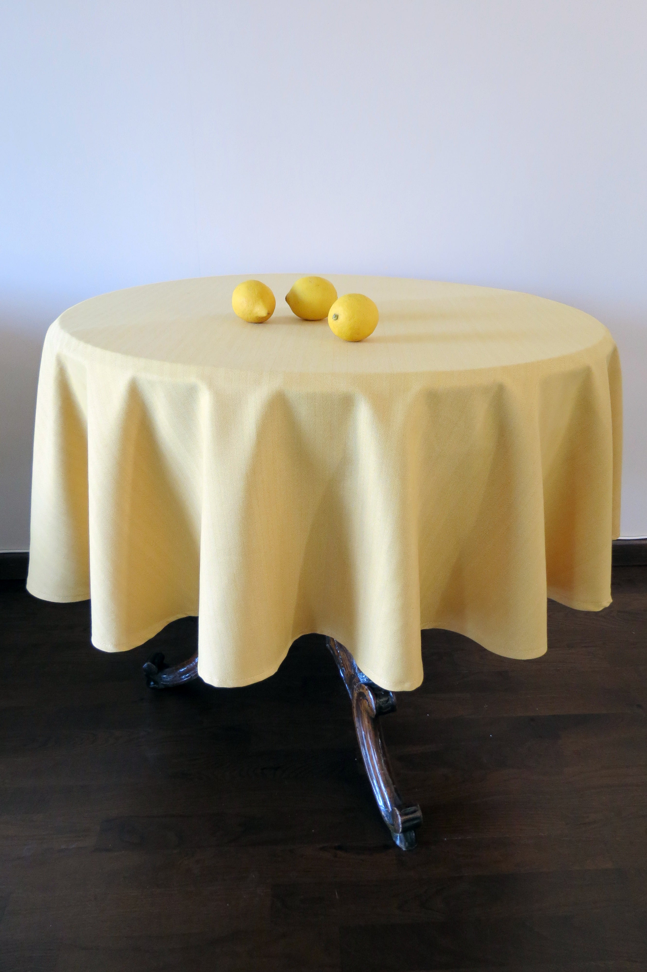 Citrus Round Tablecloth