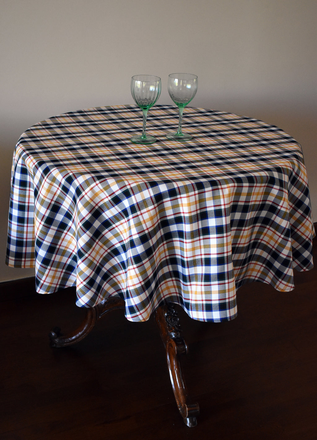 Maclaren Albino Round Tablecloth